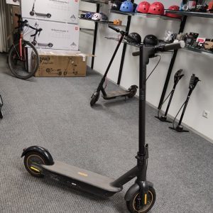 kasutatud elektritõukeratas segway ninebot max g30 elektriline tõukeratas