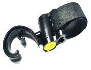 Laukkukoukku sähköpotkulaitteen ohjaustankoon kiinnitettäväksi