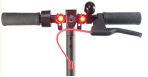 Lisävalo Xiaomi Mi M365 sähköskootterin ohjaustankoon