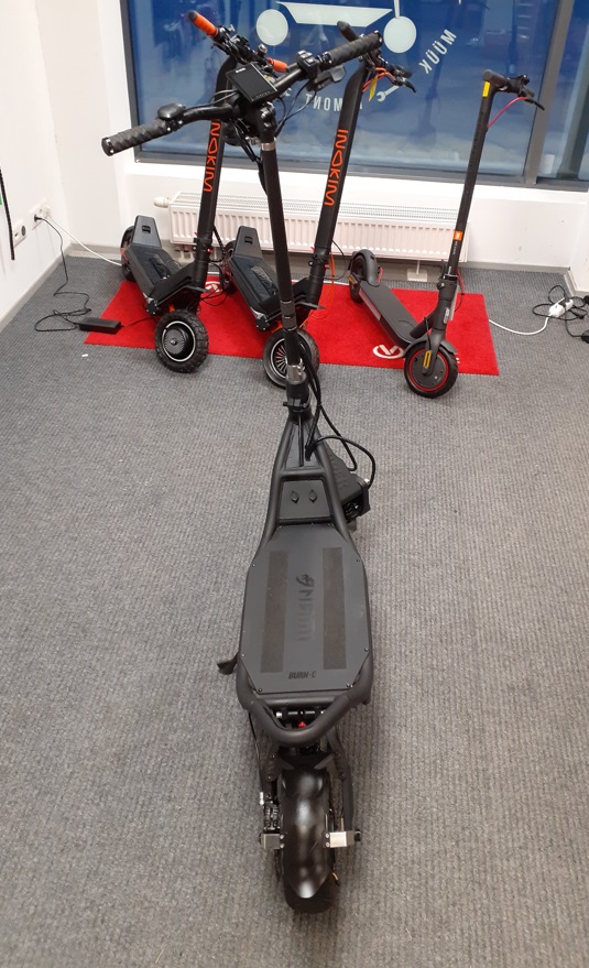 nami burn-e elektritõukeratas võimas ja kiire