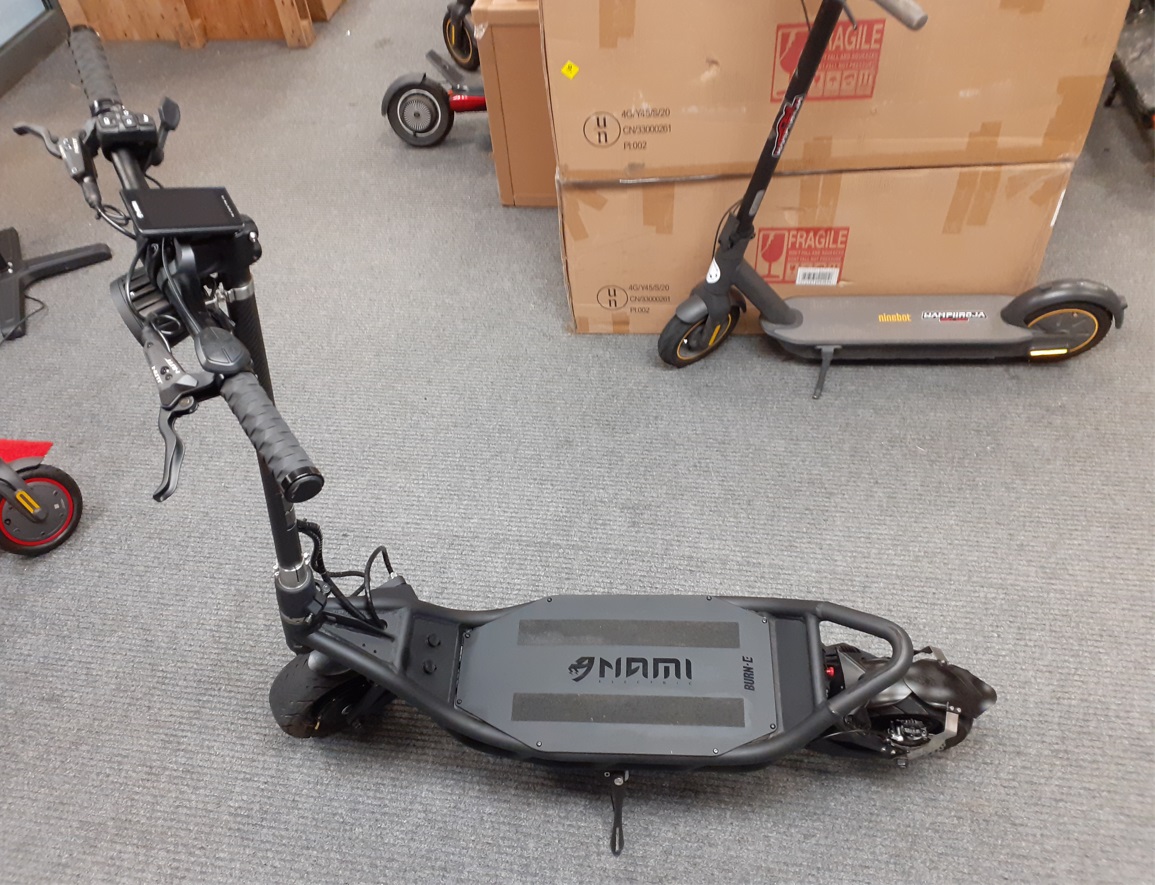 nami burn-e elektritõukeratas võimas ja kiire