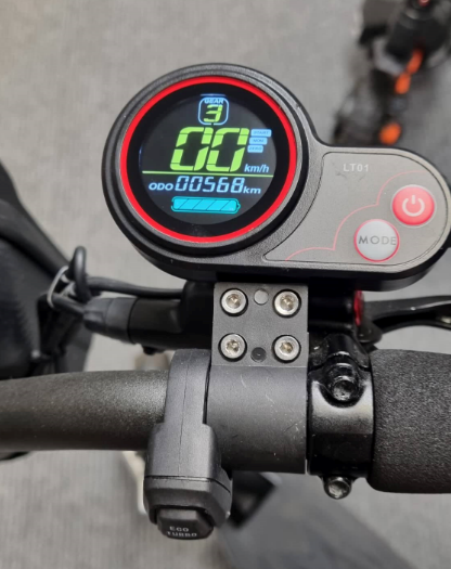 Kasutatud elektritõukeratas Kaabo Mantis 10 Plus 2 x 1000W