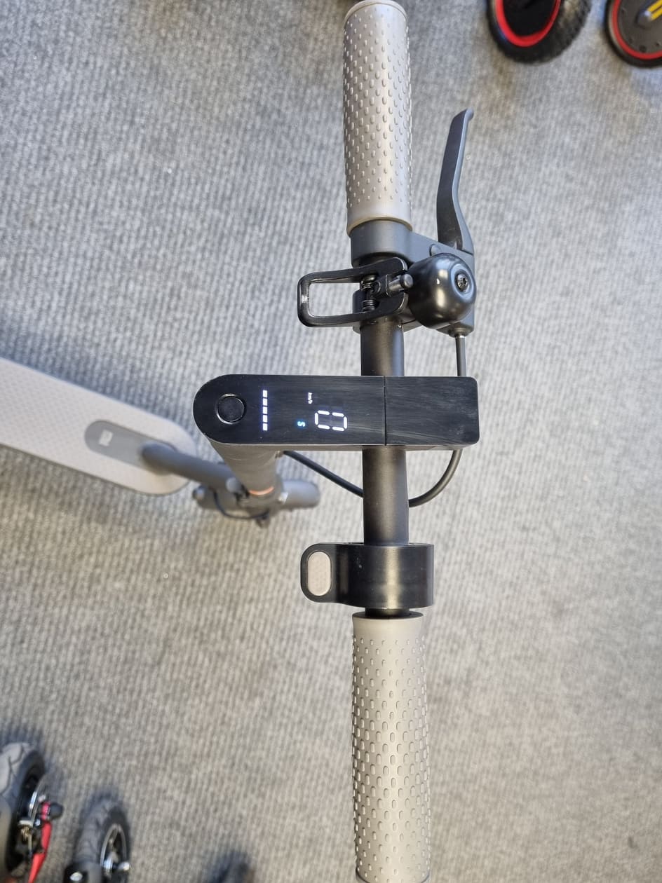 kasutatud elektriline tõukeratas xiaomi mi 1s d