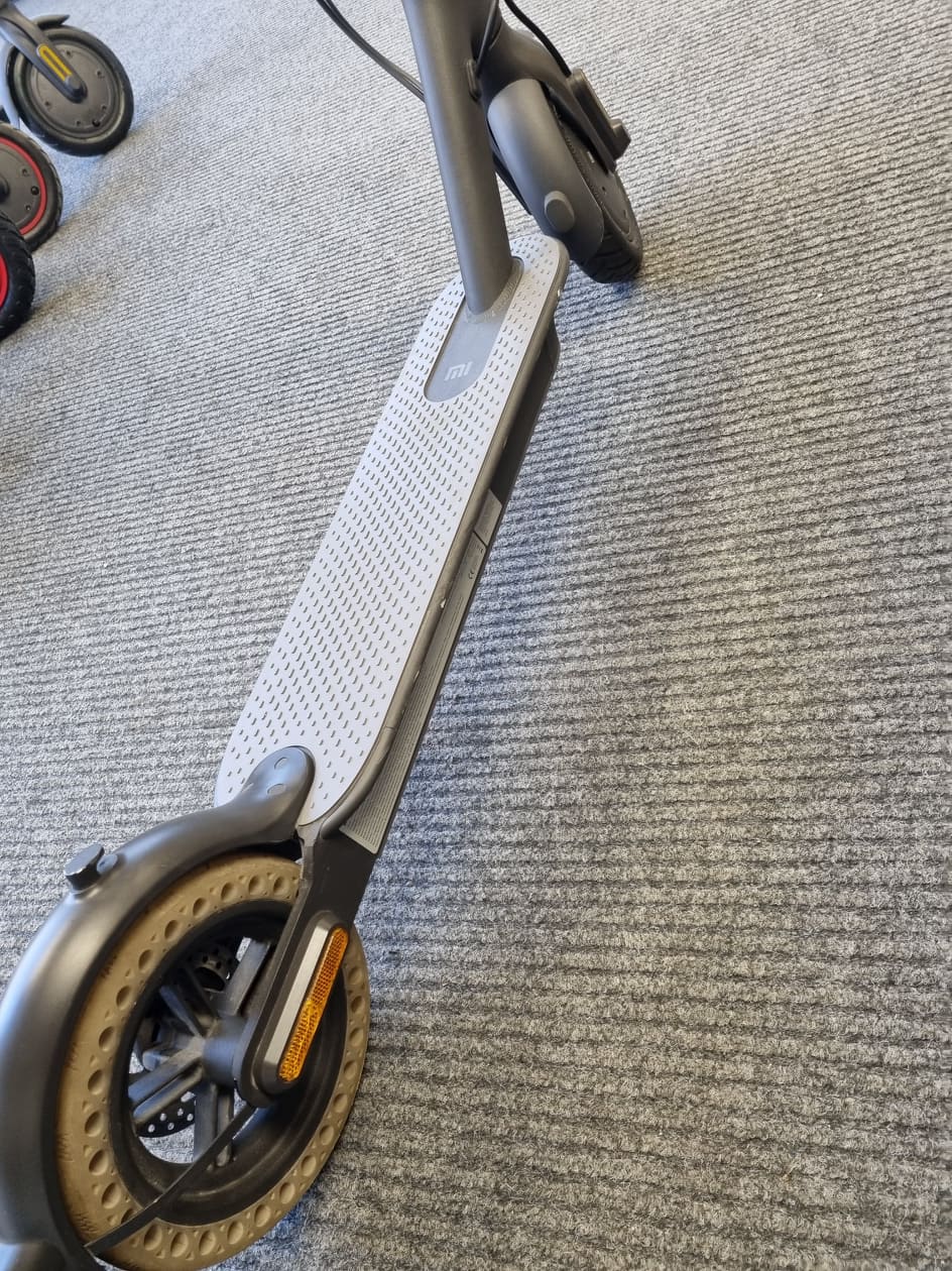 kasutatud elektriline tõukeratas xiaomi mi 1s c