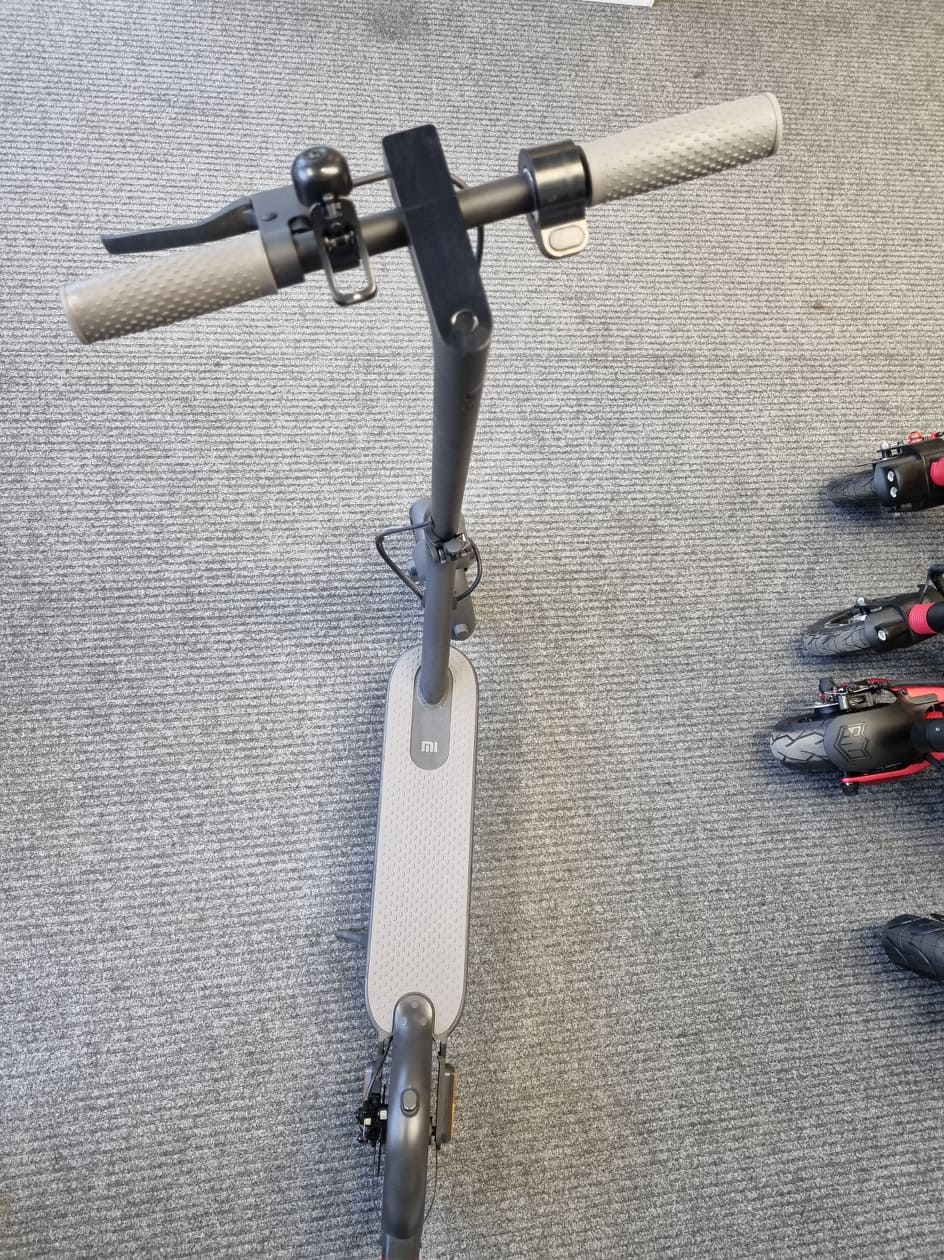 kasutatud elektriline tõukeratas xiaomi mi 1s b