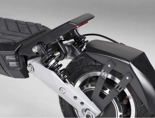 Apollo Phantom V2 sähköpotkulauta - Image 8