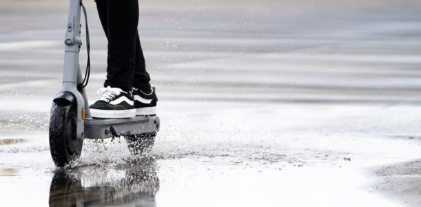 IP-suojausaste – kuinka vedenpitävä sähköskootteri on?