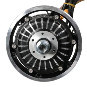 Harjadevaba (BLDC) mootor 8.5”, sobib Vsett 9 ja 9+ elektritõukeratas. Mootori nimipinge 48V, nimivõimsus 650W