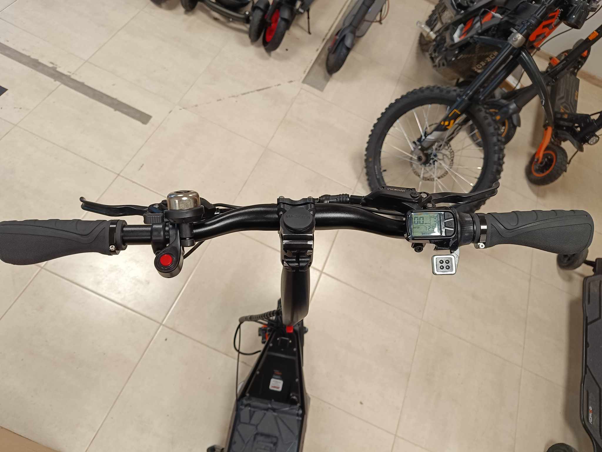 kasutatud inokim oxo highway elektritõukeratas 8