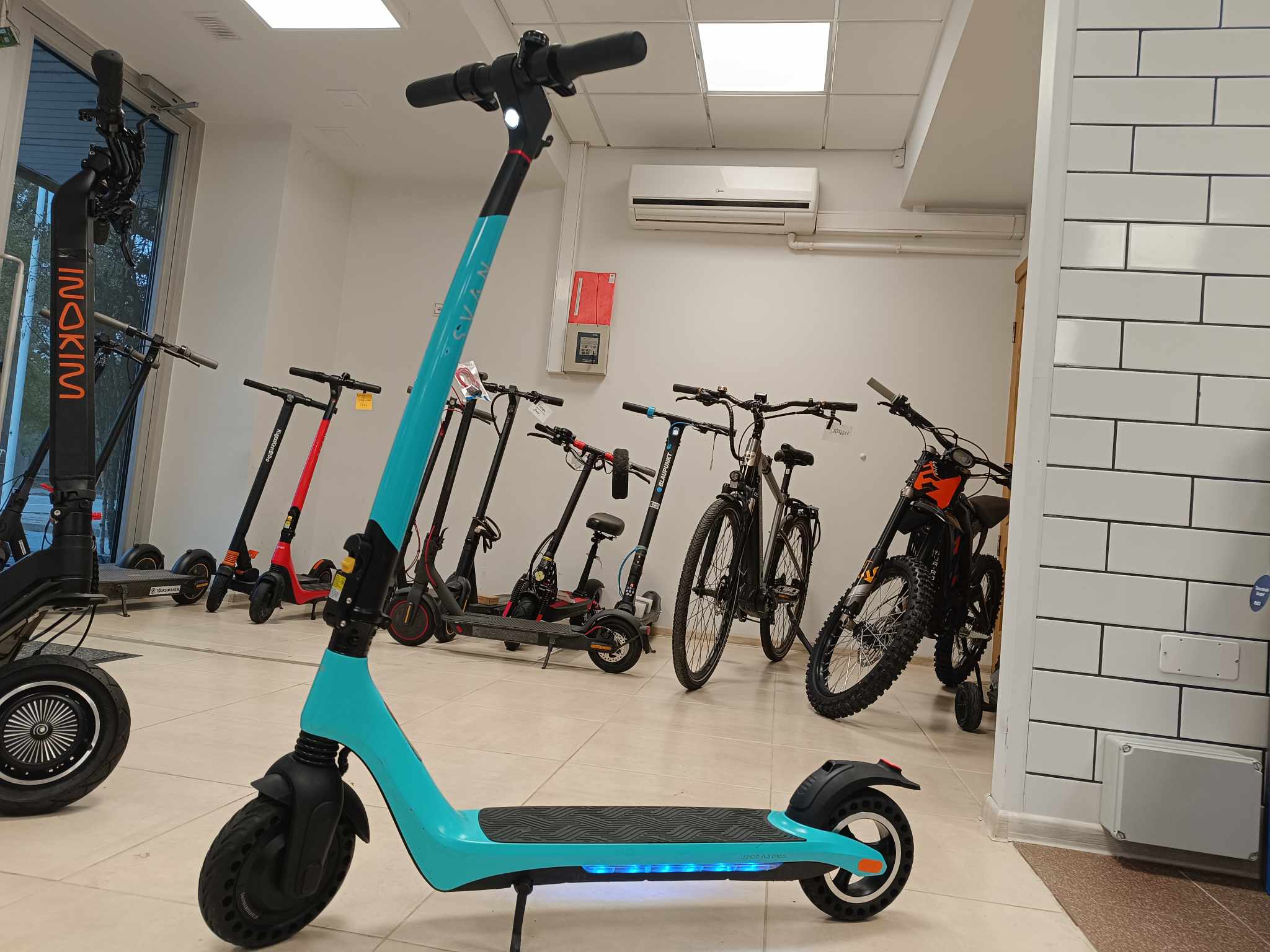 Kasutatud elektritõukeratas Gpad Svan (sinine)