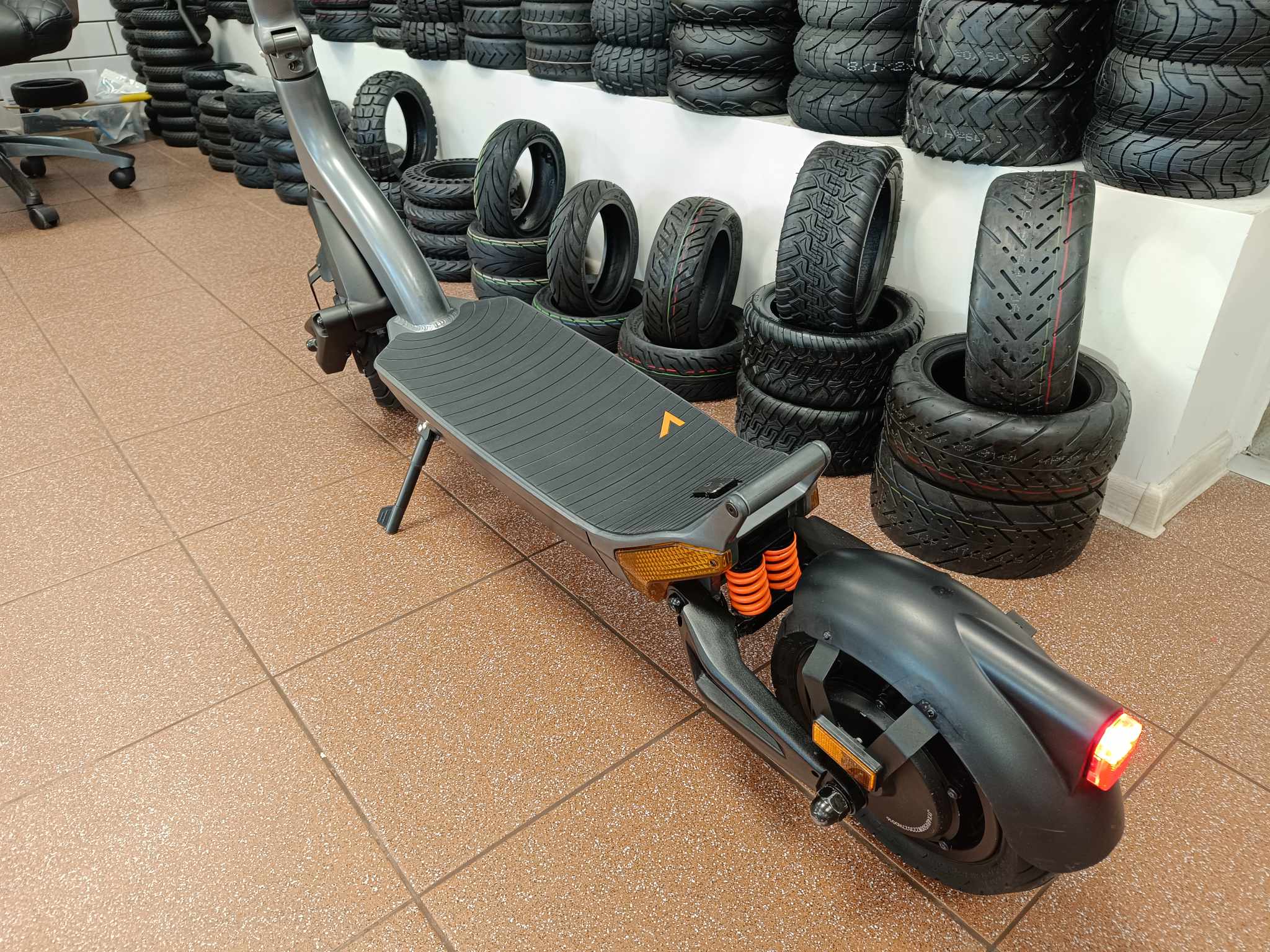 kasutatud elektritõukeratas apollo city pro 2022 7