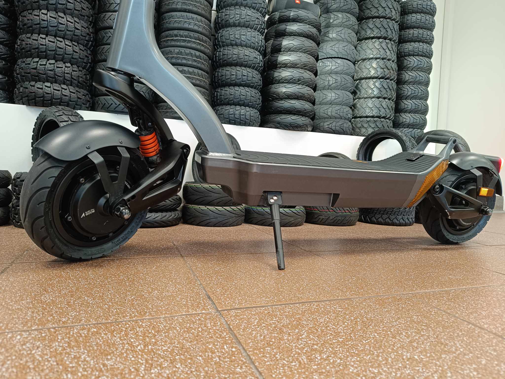 kasutatud elektritõukeratas apollo city pro 2022 4