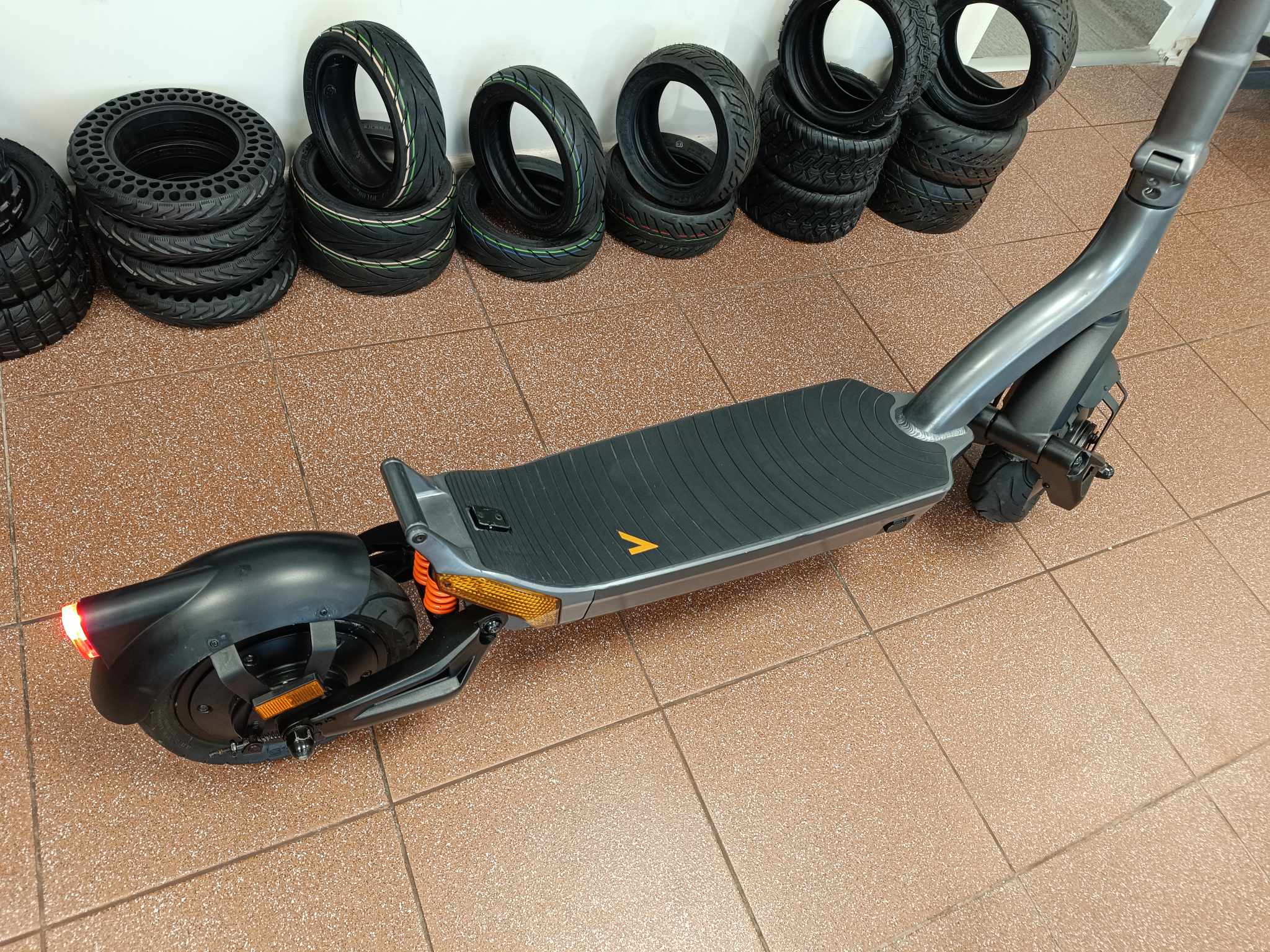 kasutatud elektritõukeratas apollo city pro 2022 2