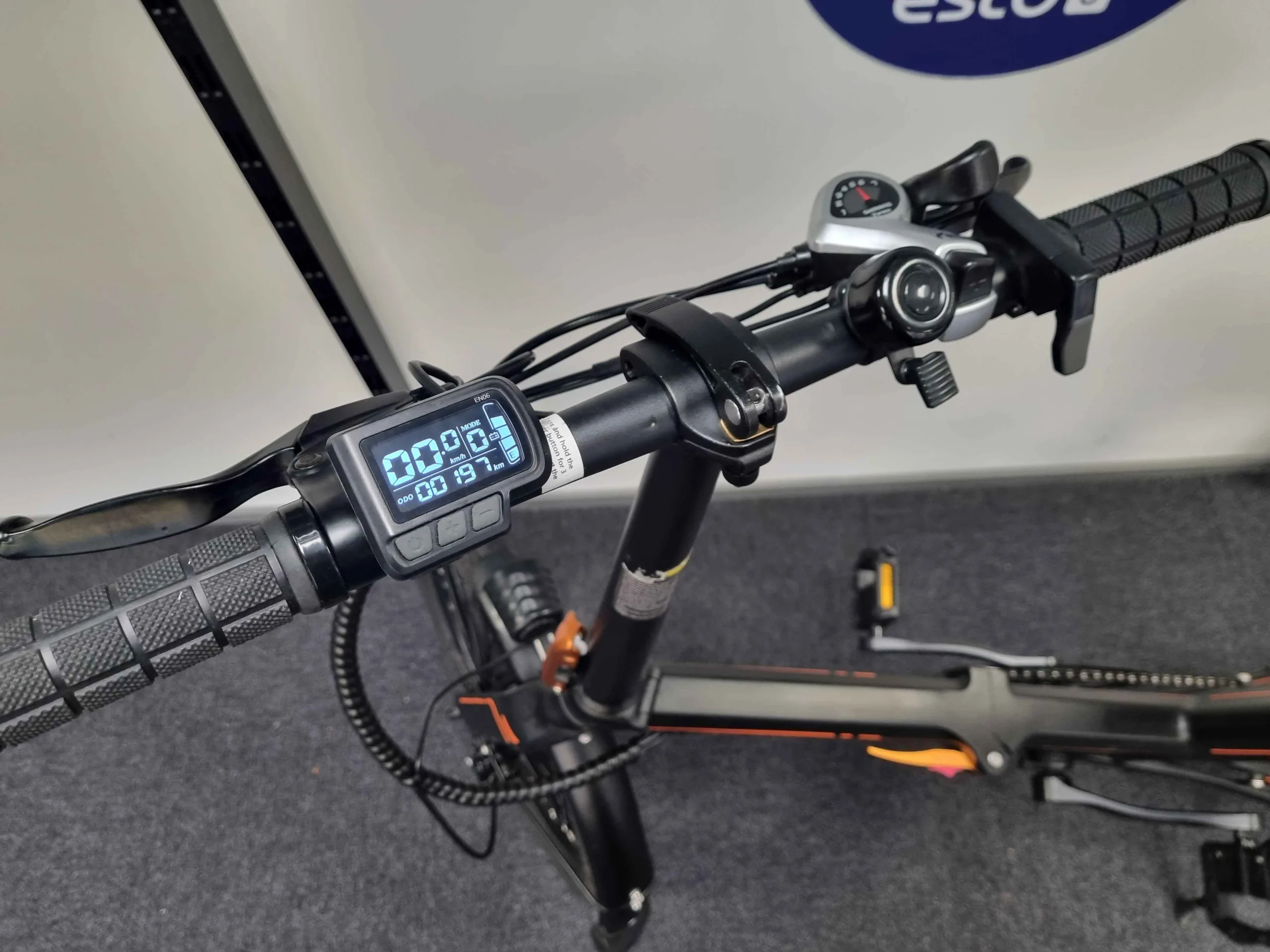 kasutatud Kugoo V2 elektrijalgratas maastikusõiduk heas seisukorras elektrijalgratas 2