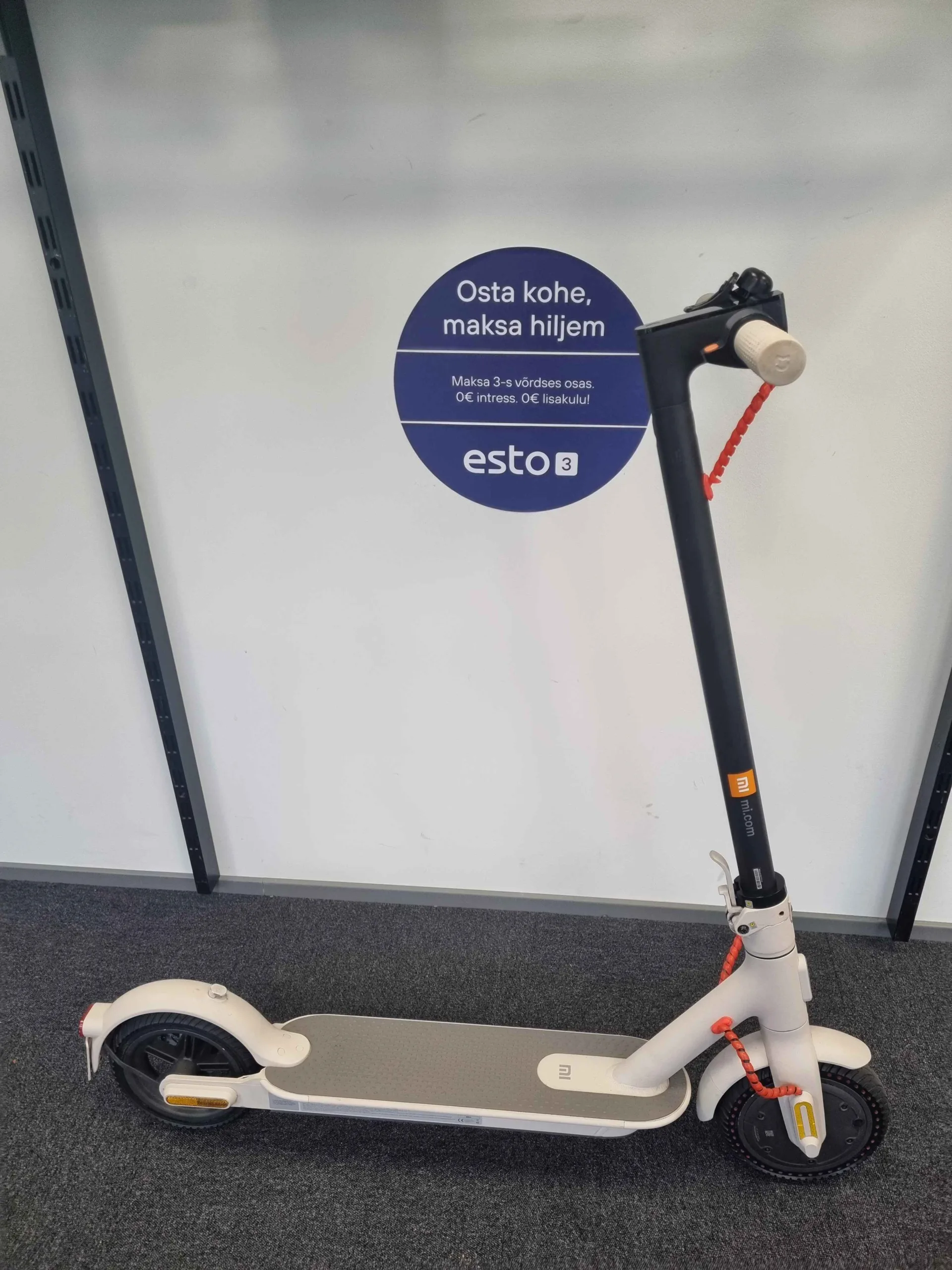 kasutatud Xiaomi Mi3 valge elektritõukeratas heas seisukorras elektritõuks 1