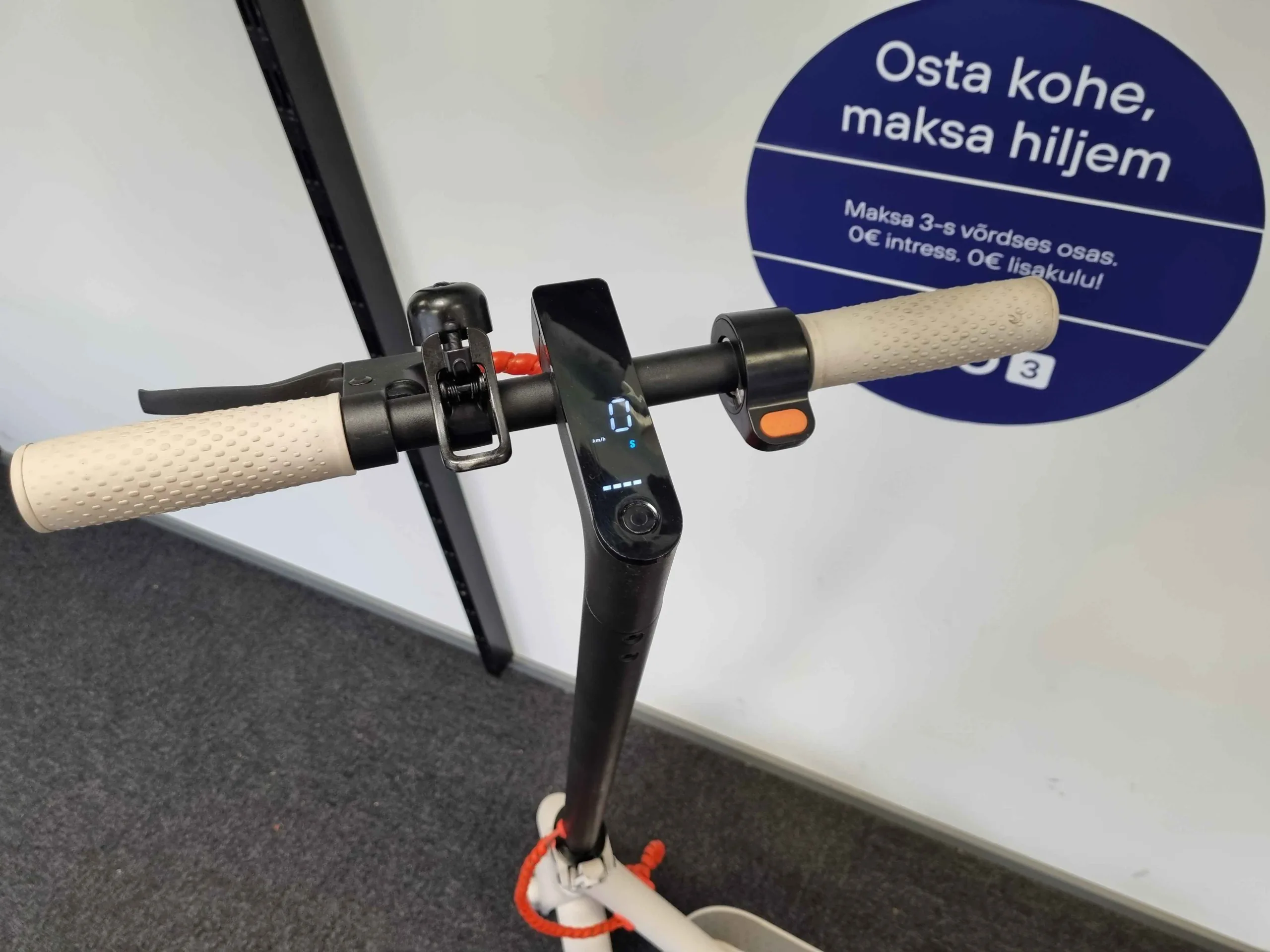 kasutatud Xiaomi Mi3 valge elektritõukeratas heas seisukorras elektritõuks 3