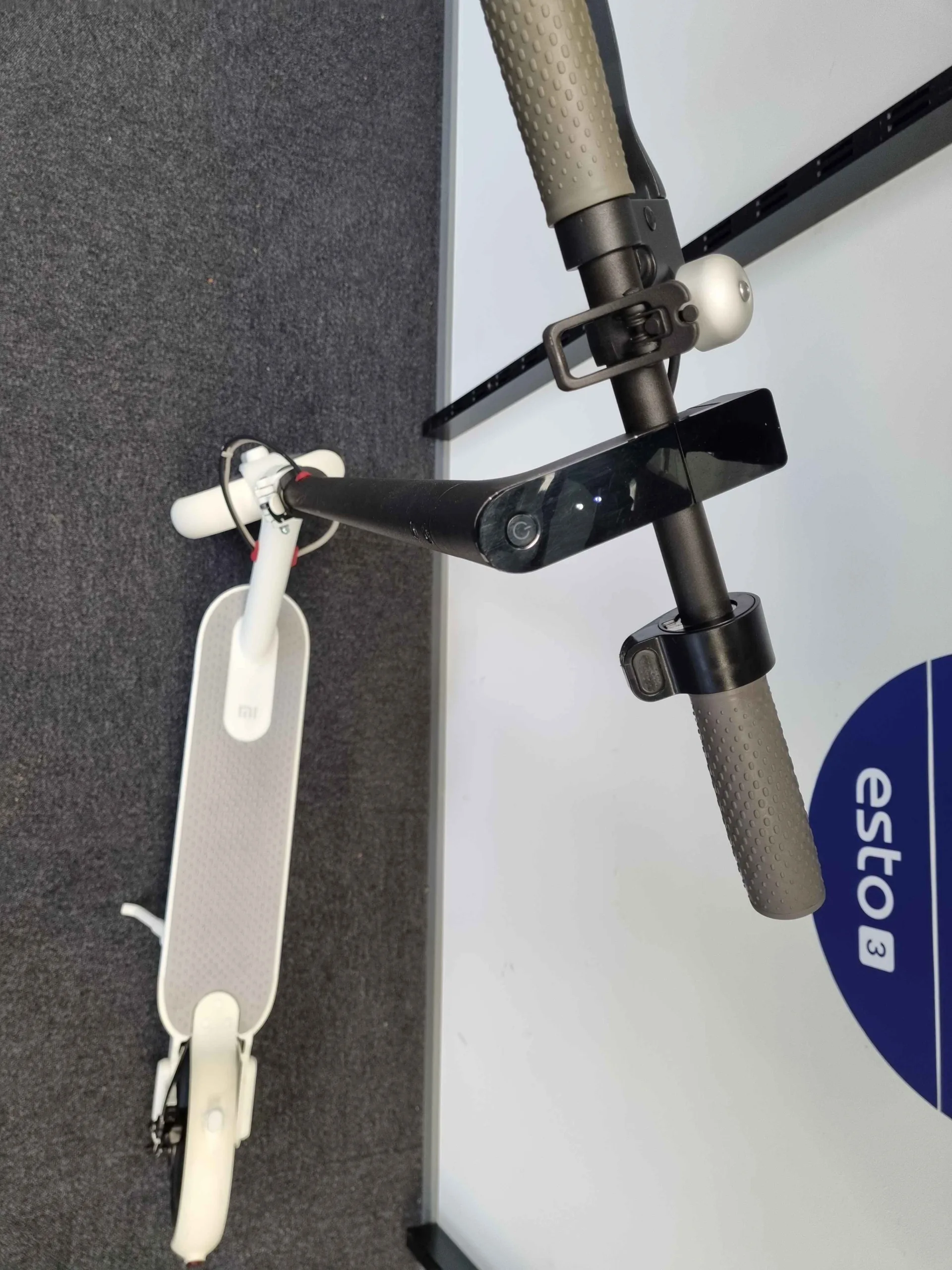 kasutatud Xiaomi mi m365 valge elektritõukeratas heas seisukorras elektritõuks 2