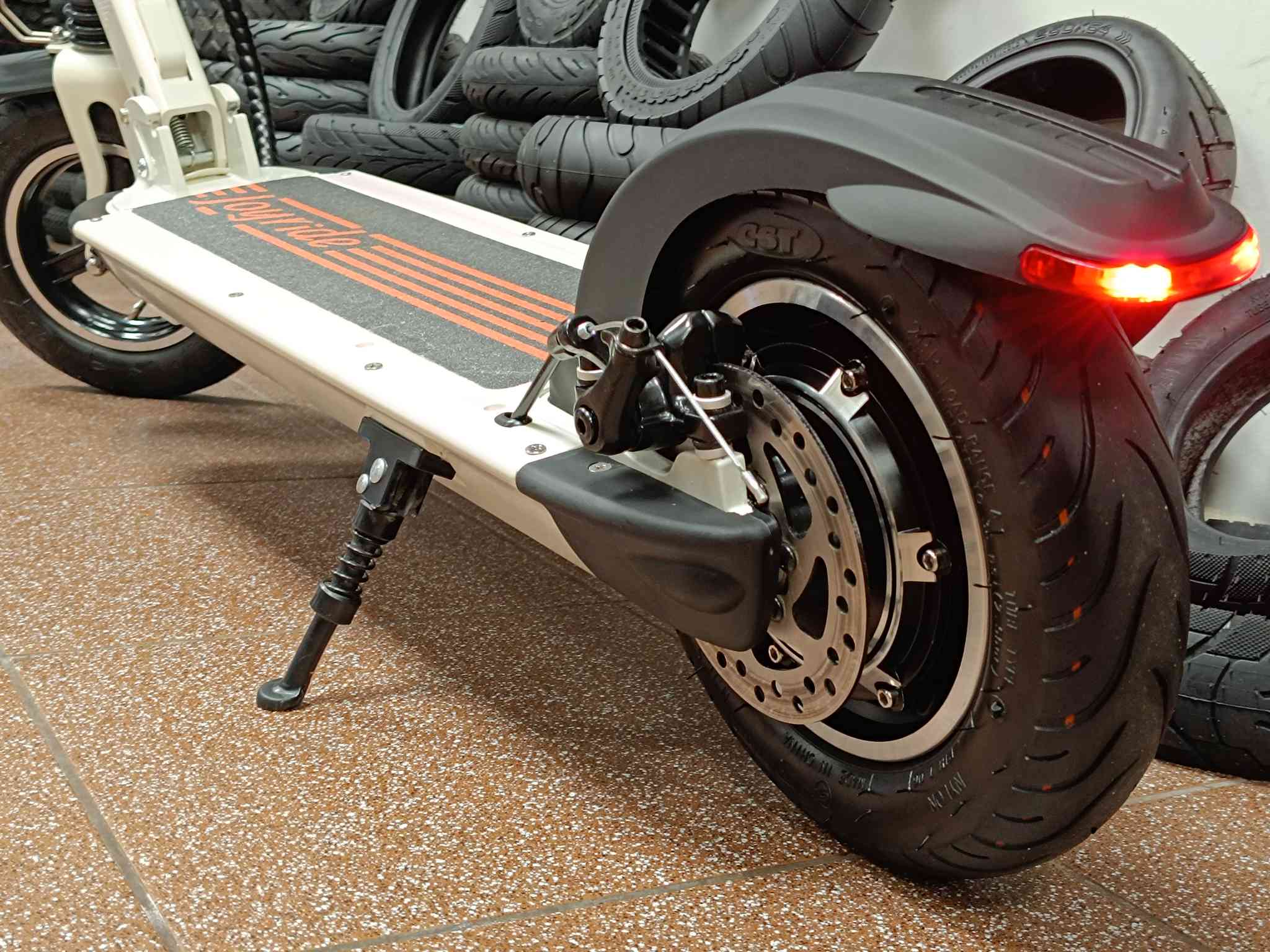 kasutatud Gpad Joyride elektritõukeratas heas seisukorras elektritõuks 3