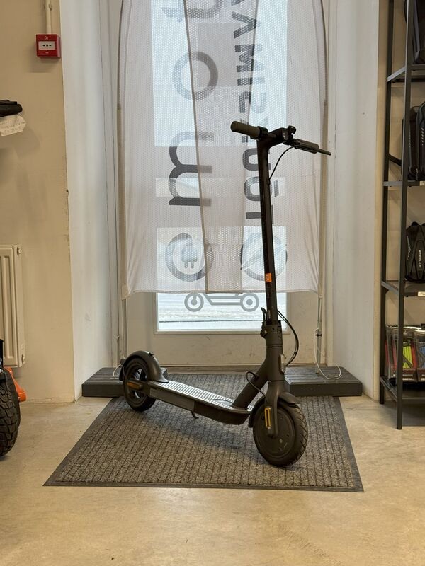 kasutatud Xiaomi Essencial elektritõukeratas heas seisukorras elektritõukeratas 1