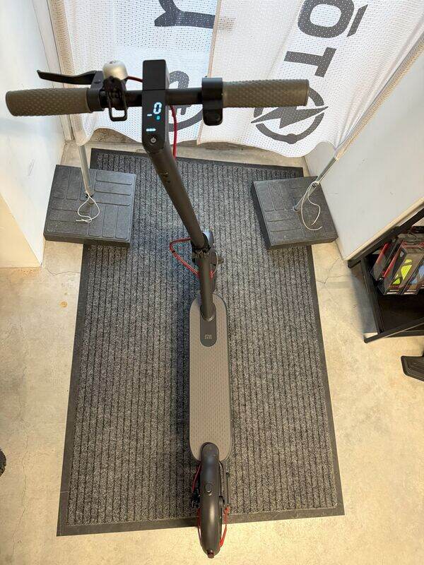 kasutatud Xiaomi M365 elektritõukeratas heas seisukorras elektritõukeratas 4