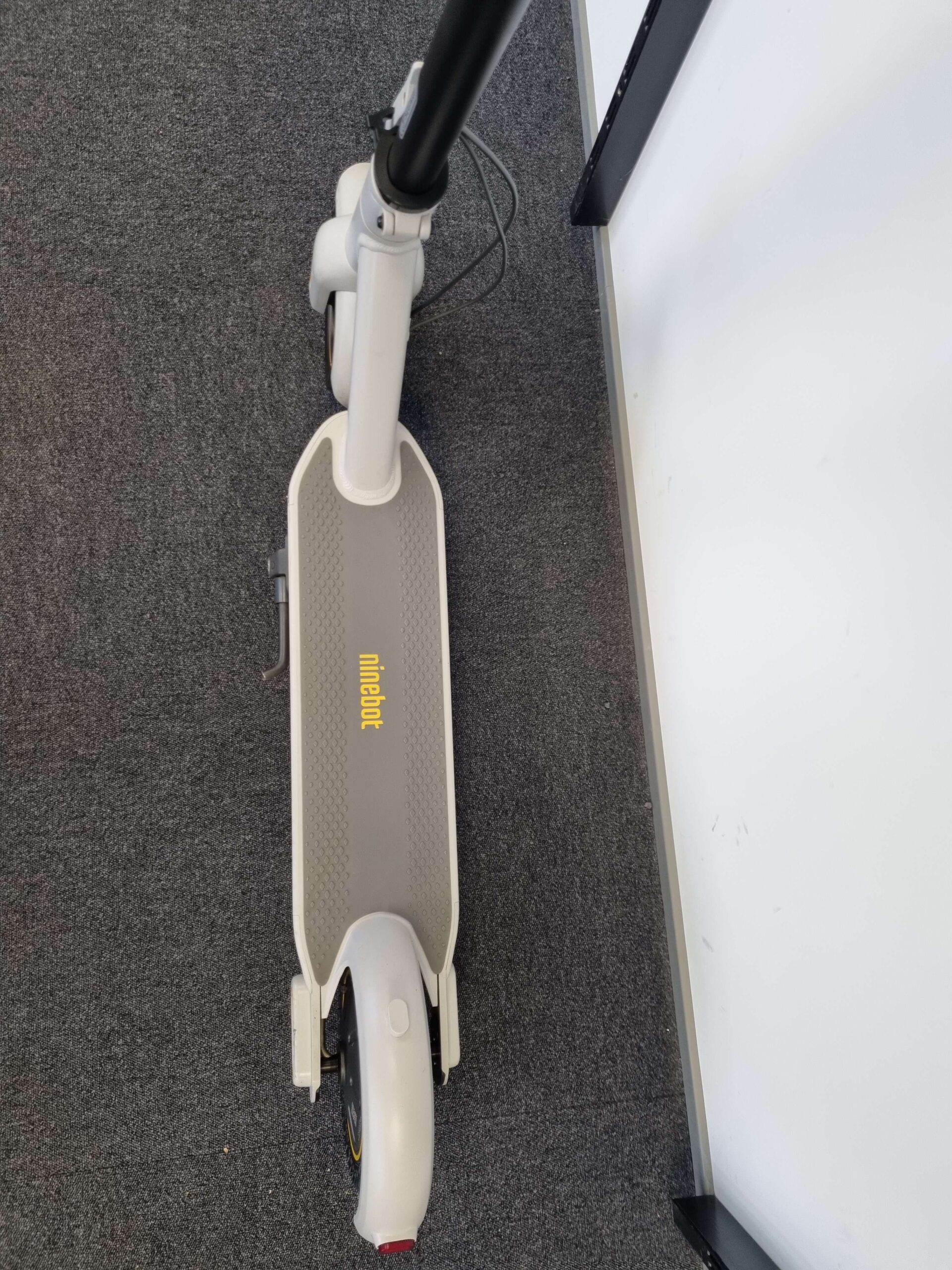 kasutatud elektriline tõukeratas Segway Ninebot Max G30LE 1